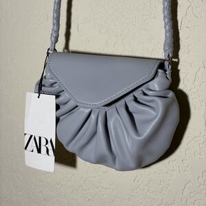 NWT Zara Gray Crescent Shell Bag w wallet